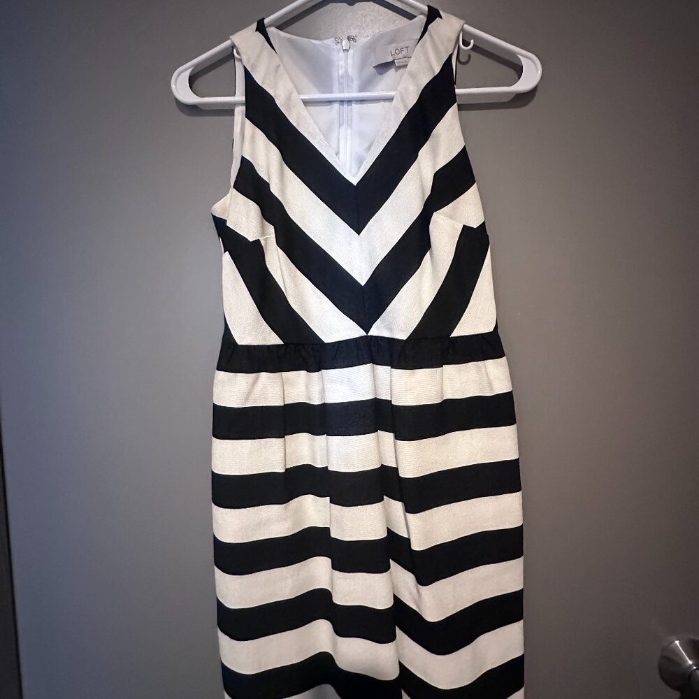 Loft Black/White Short Dress - Size OOP